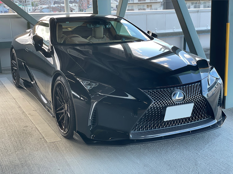 LCのLC500・DIY・カーボンパーツ追加・ガンプラ製作・秋の全国交通安全運動に関するカスタム事例の投稿画像1枚目