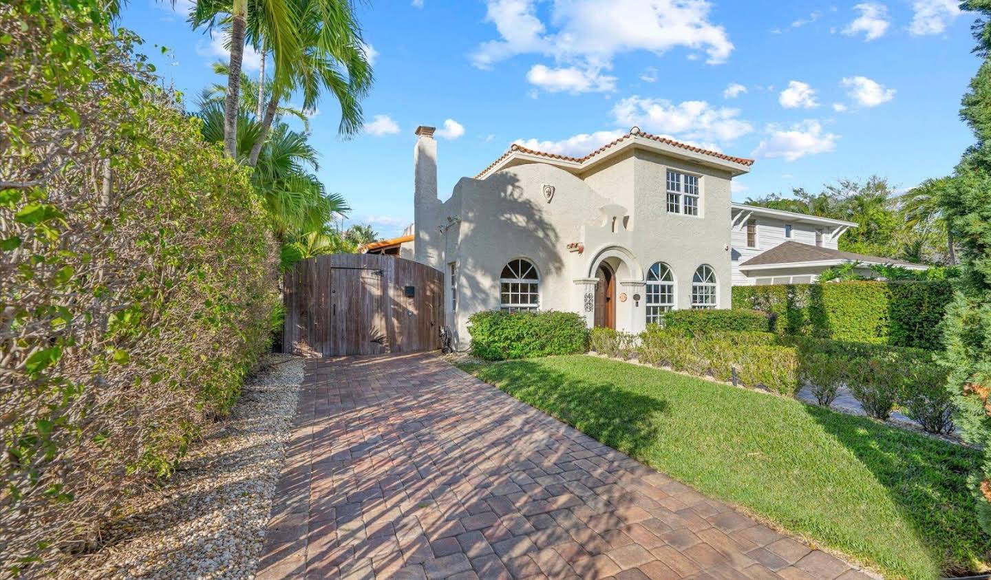 House with pool West Palm Beach