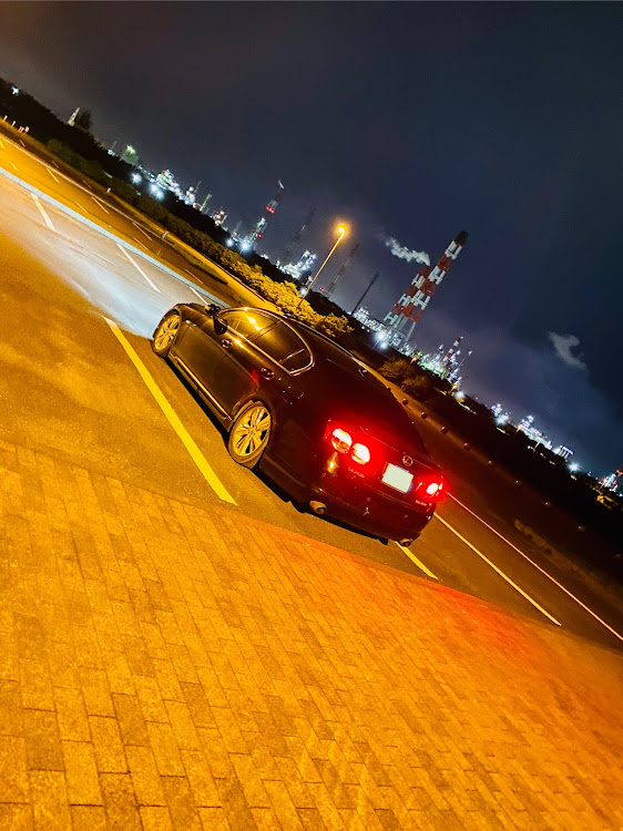 GSのGS350・サンルーフのある生活・大人シンプルスタイル・ネタが無いからとりあえず・いつもの場所に関するカスタム事例の投稿画像1枚目