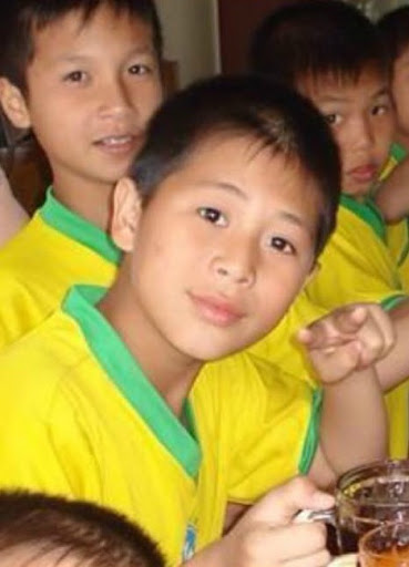 Đình Trọng vô cùng dễ thương ngày bé