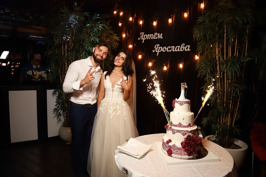 Wedding photographer Yaroslav Zinchenko (zinchenko). Photo of 22 March 2019