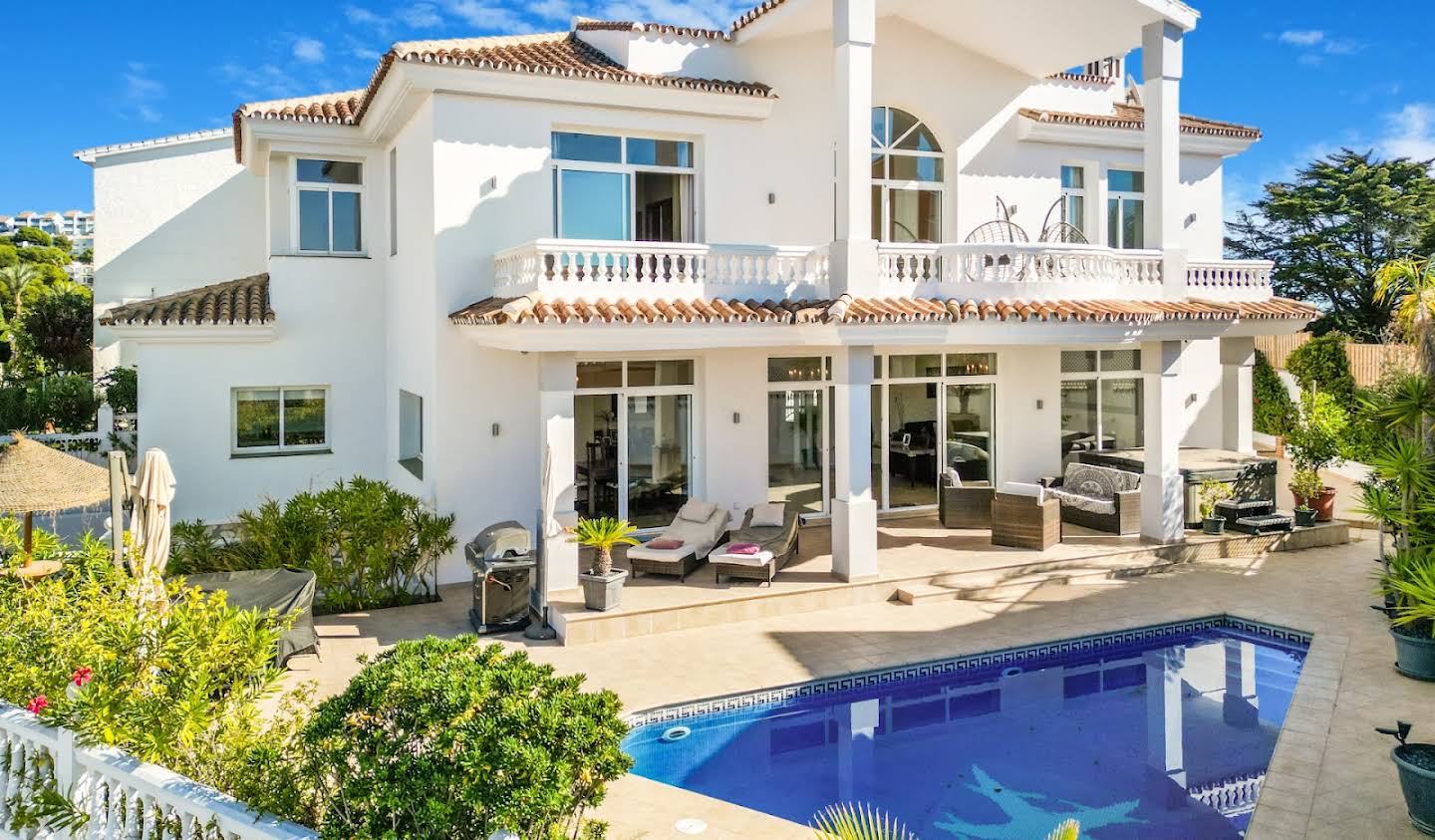 Villa with pool and garden Mijas