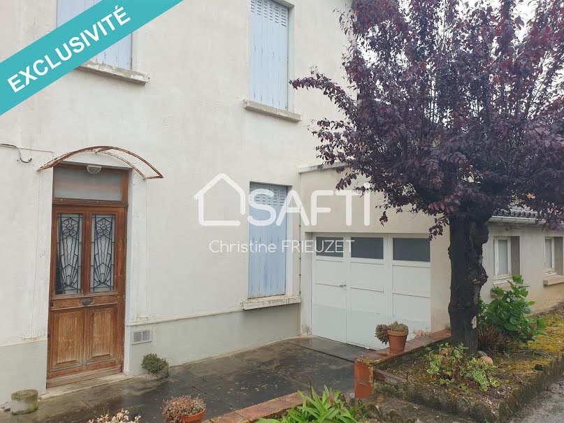 Vente maison 5 pièces 85 m² à Castres (81100), 150 000 €