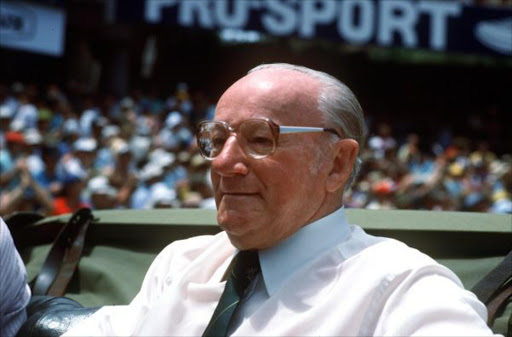 Sir Donald Bradman during a rare public appearance at the SCG in Sydney, Australia. It was announced 26 Feb 2001 that Sir Donald Bradman had died in Adelaide, Australia