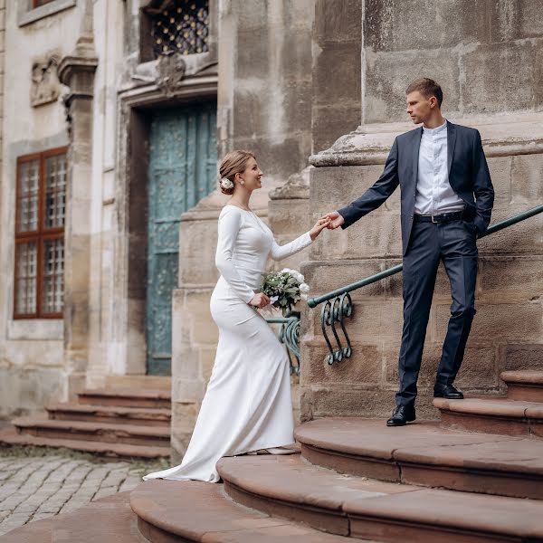 Fotógrafo de bodas Olya Grabovenska (id15297080). Foto del 5 de septiembre 2022