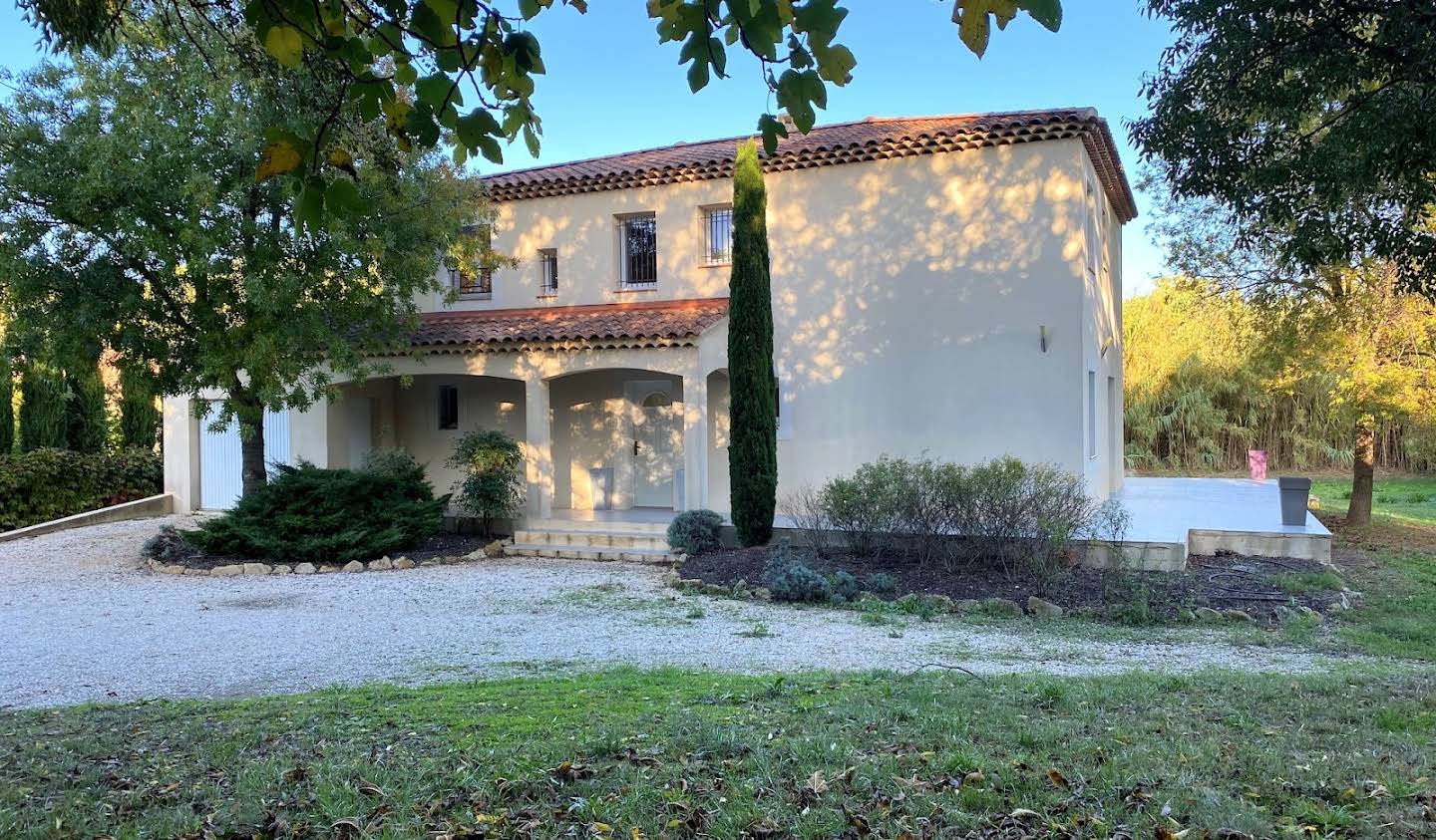 Maison avec jardin et terrasse Grans