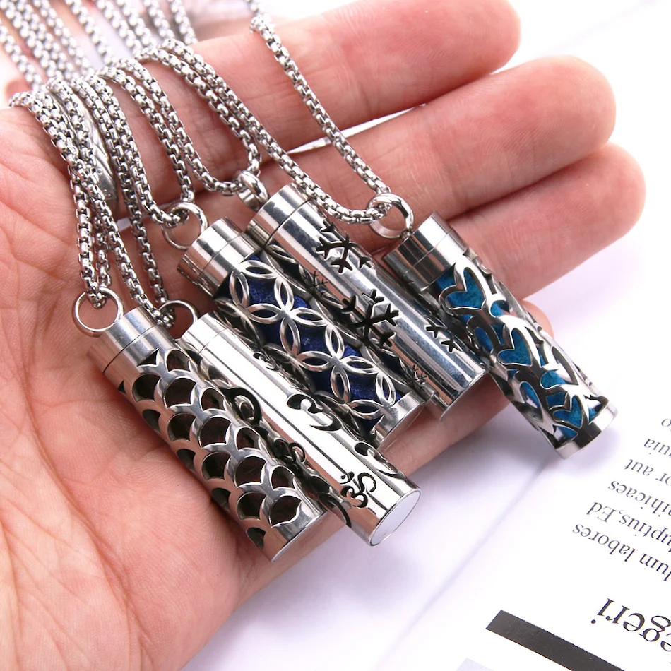 Cylinder Love aromatherapie hanger ketting van roestvrij staal voor etherische oliën en parfum. Geniet van aromatherapie.