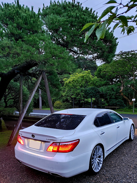 LSのLS600hl・UZセパレートパッケージ・生きてました・約１年ぶりの投稿に関するカスタム事例の投稿画像7枚目