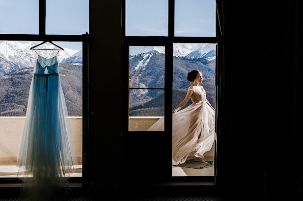 Fotógrafo de casamento Viktoriya Kompaniec (kompanyasha). Foto de 1 de março 2018