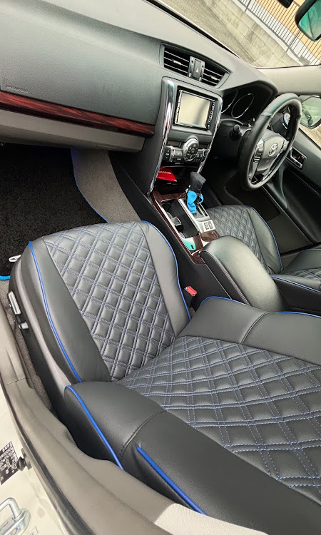マークXの内装イメチェン・マークX・GRX130系・Clazzio・Clazzio カスタムフロアマットに関するカスタム事例の投稿画像3枚目