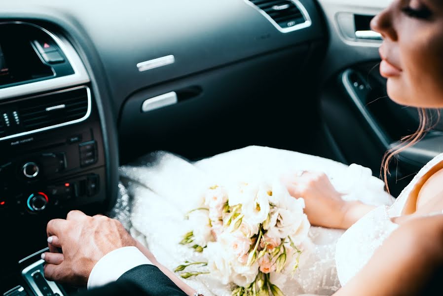 Fotógrafo de casamento Ostap Vіnnickiy (ostap-wed). Foto de 16 de fevereiro 2019