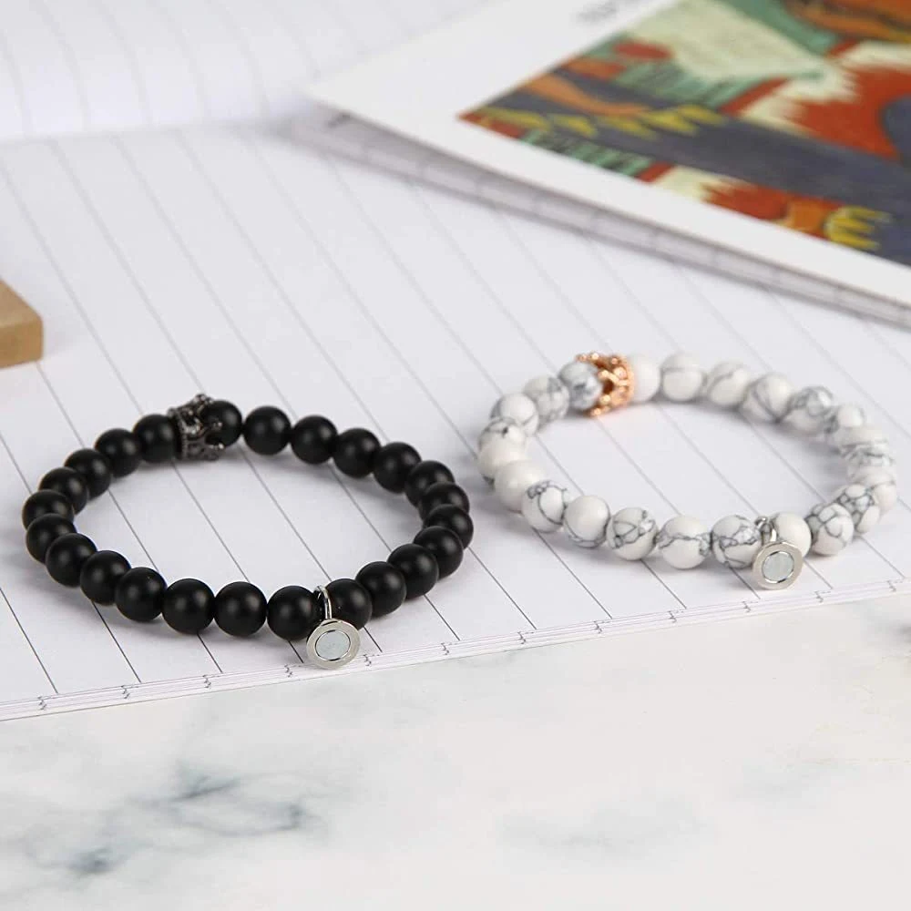 Title 2, Bracelet Couronne Magnétique en Pierre Givrée C...