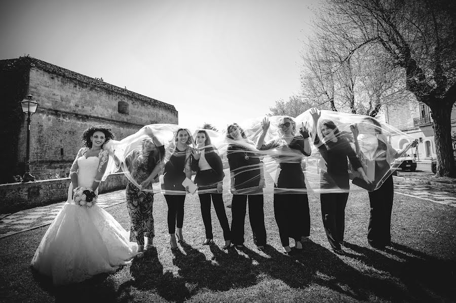 Fotografo di matrimoni Alessandro Spagnolo (fotospagnolonovo). Foto del 27 novembre 2019