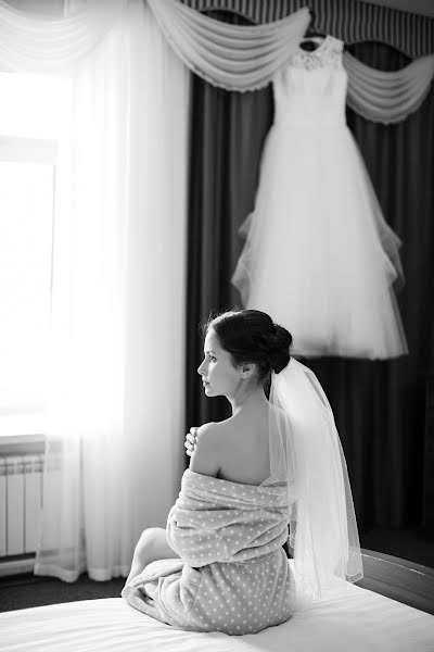 Wedding photographer Natalya Burdina (sensualphoto). Photo of 16 July 2014