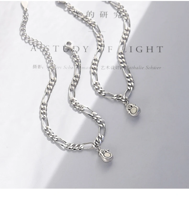 Pulseira Magnética de Moda para Casais Apaixonados, Um Par. Design Romântico, Atração Mútua. Presente Ideal.
