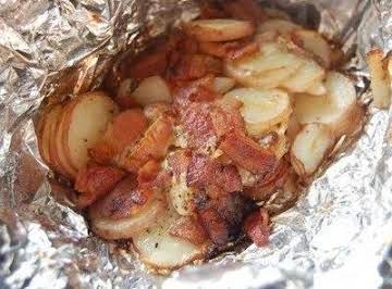 Bacon Ranch Foil Packet Potatoes