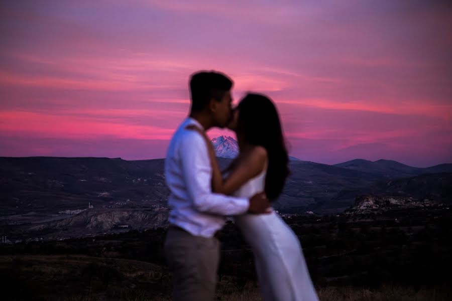 Wedding photographer Gencay Çetin (venuswed). Photo of 19 November 2019