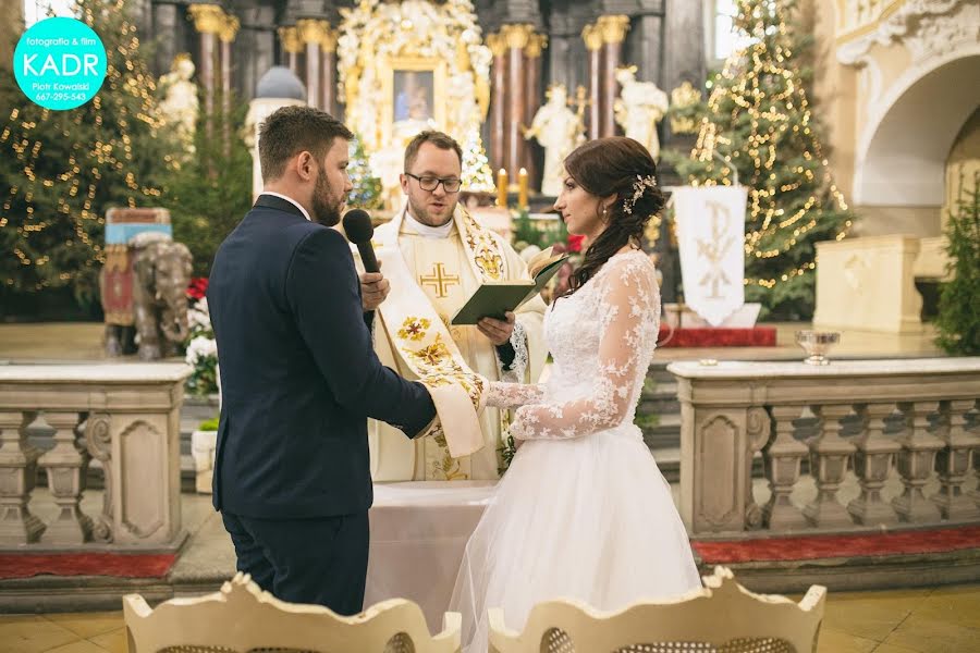 Kāzu fotogrāfs Piotr Kowalski (piotrkowalski). Fotogrāfija: 25. februāris 2020