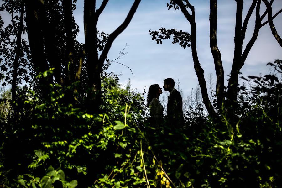 Fotógrafo de casamento Oliver Jaeckel (poeticmoments). Foto de 25 de janeiro 2019