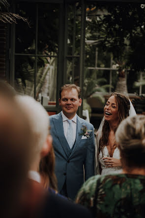 Fotógrafo de casamento Merle Von Alten-Reuss (sl8rpgm). Foto de 20 de outubro 2021