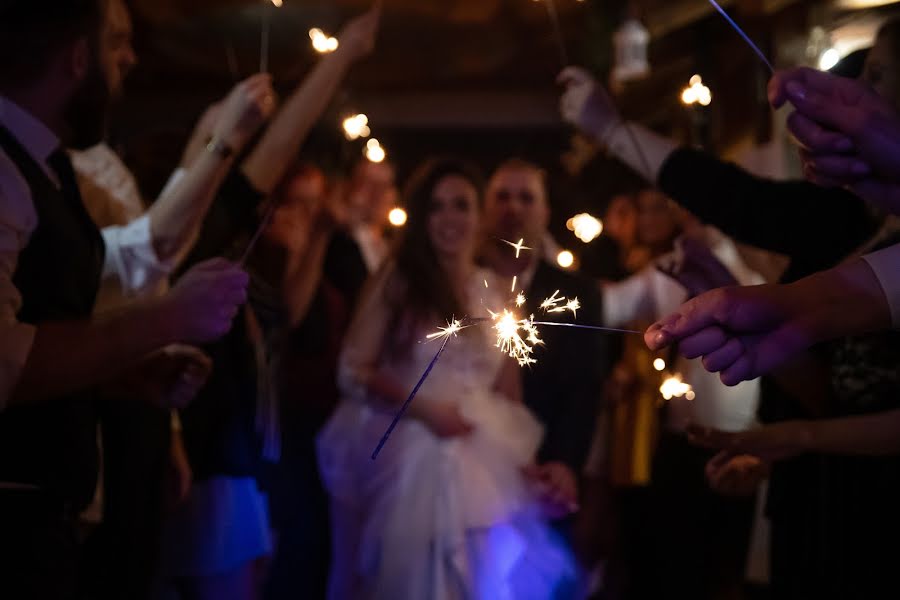 Fotógrafo de casamento Éva Pelčák (pelcakeva90). Foto de 7 de março 2020