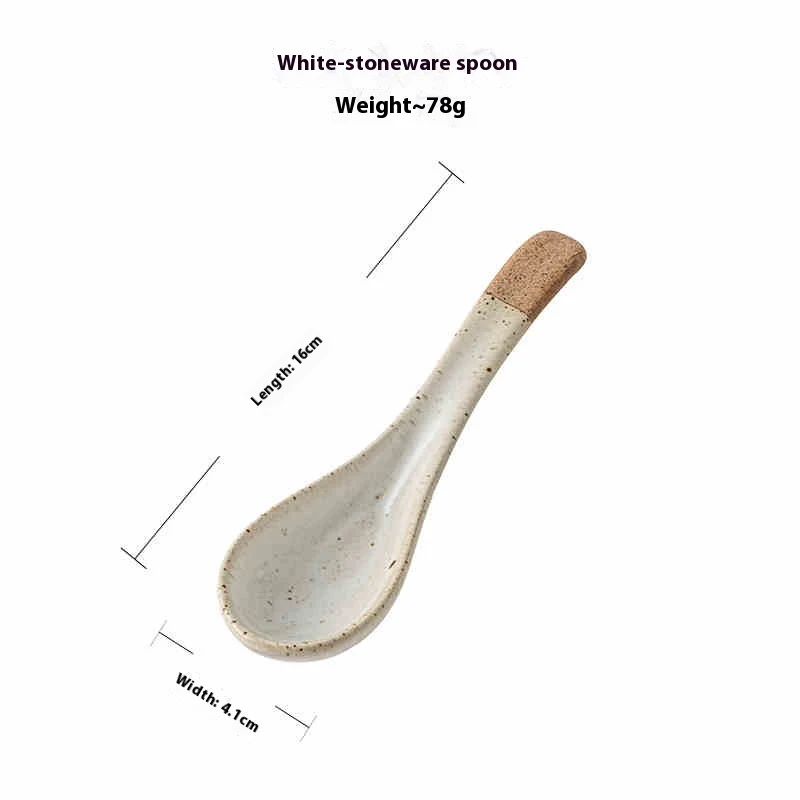 Petite cuillère rétro artisanale en poterie grossière à manche court idéale pour le café et les desserts savourez vos pauses
