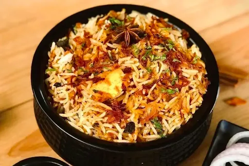 Egg Dum Biryani [500 Grams]