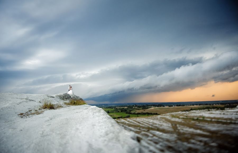 Fotógrafo de bodas Oleksandr Yakonyuk (sanni). Foto del 21 de julio 2016