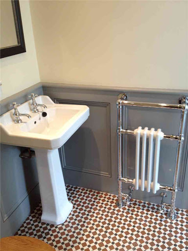 Basin  towel rail