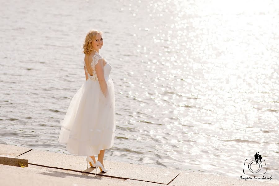 婚礼摄影师Andrey Konovalov（weddingrus）。2013 3月29日的照片