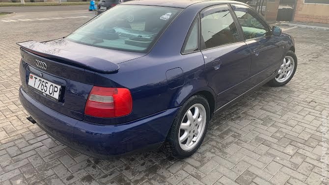 продам авто Audi A4  фото 1