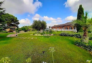 Villa with pool and terrace 16