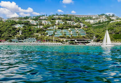 Seaside villa with pool and garden 2