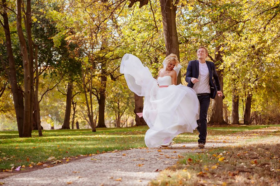 Svadobný fotograf Elina Ostapenko (elusha). Fotografia publikovaná 2. apríla 2015