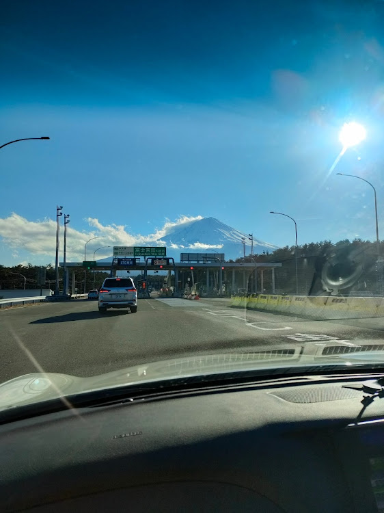 フーガの今年もよろしくお願いします・山梨経由静岡入り💨・久能山いちご街道🍓・みんなでテラス席でいちごデラックス🍓🍦・ドラえもん神社参拝🙏に関するカスタム事例の投稿画像2枚目
