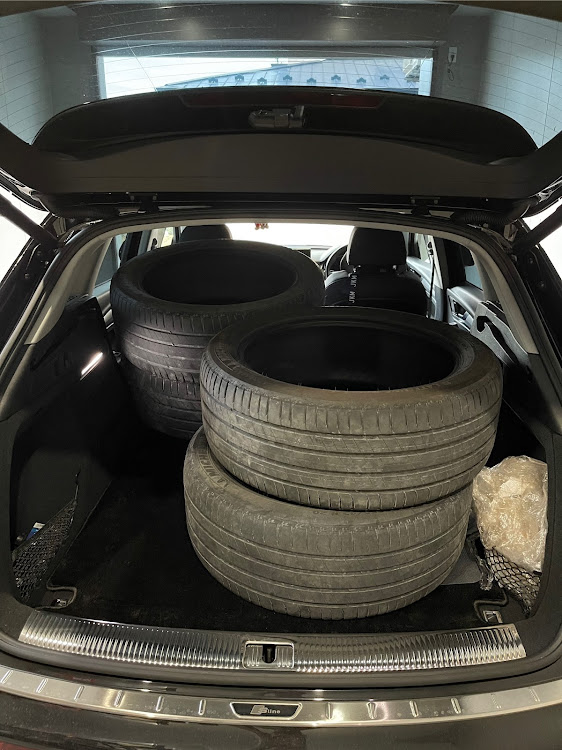 Q5のタイヤ組み替え交換・青森県ユーザー・MICHELIN LATITUDESPORT3・MICHELIN PRIMACY 4・明日は試乗会に関するカスタム事例の投稿画像8枚目