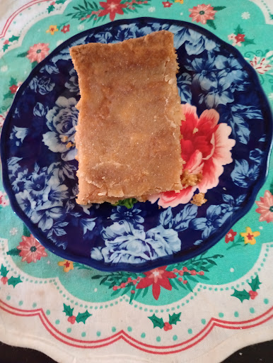 This is an apple cake with brown sugar glaze