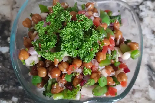 Black Chana Salad