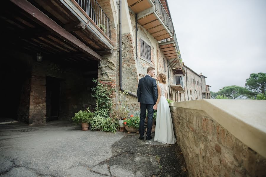 Wedding photographer Elena Dzhundzhi (elenagiungi). Photo of 14 November 2017