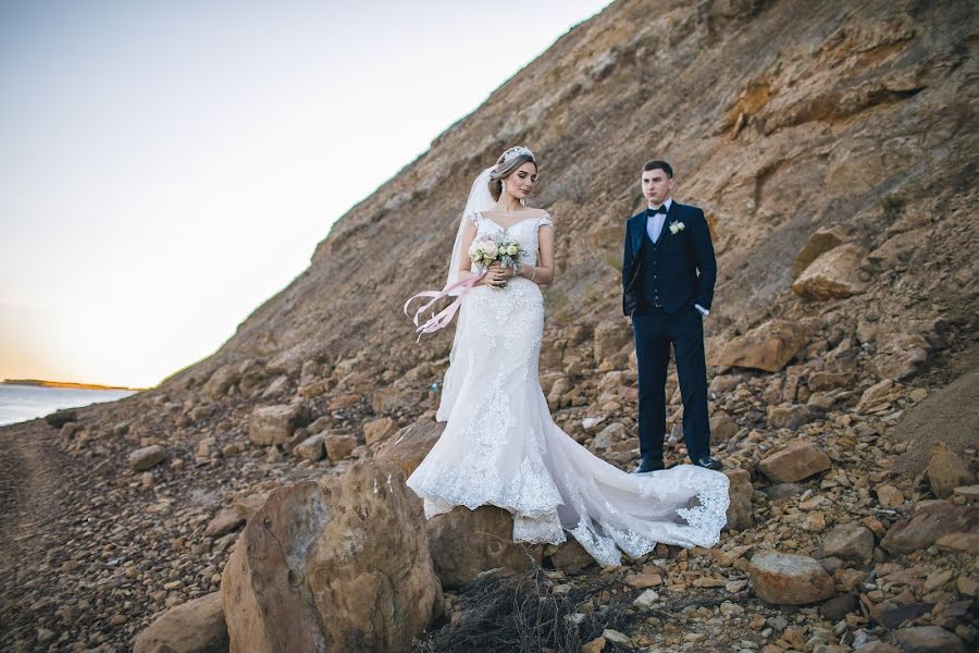 Fotógrafo de casamento Sergey Sharin (cerac888). Foto de 4 de outubro 2017