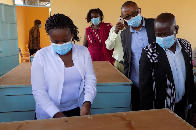 Agriculture CAS Ann Nyaga inspects a new miraa stall at Muraru in Mbeere