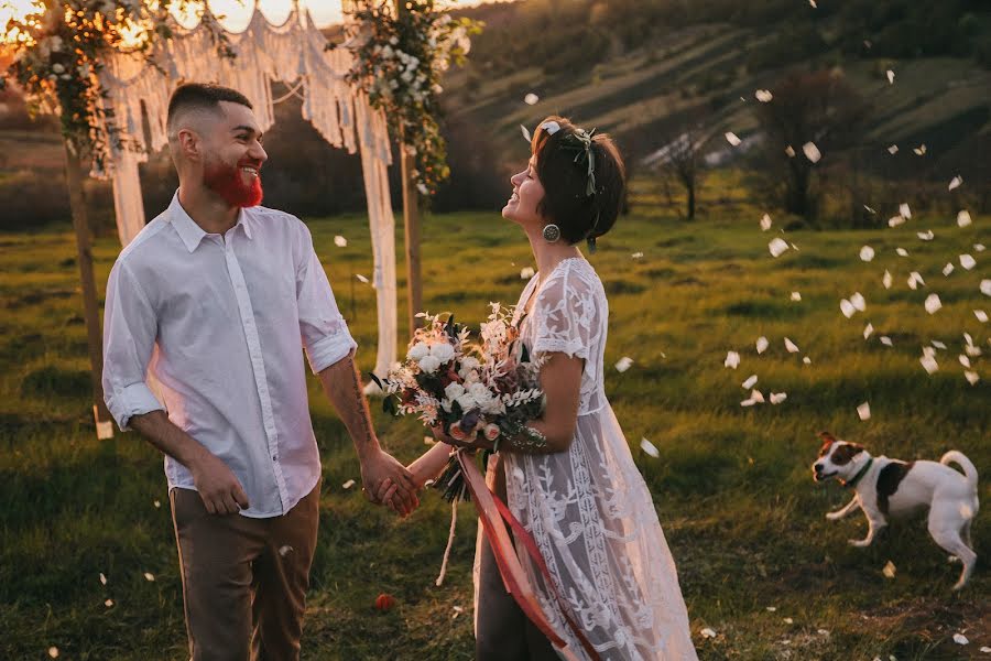 Fotografo di matrimoni Yuliya Zakharova (jusik). Foto del 26 maggio 2021