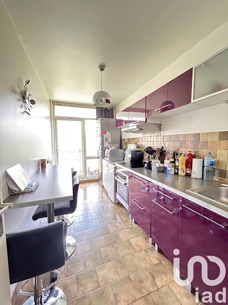 Vente appartement 2 pièces 52 m² à Livry-Gargan (93190), 149 000 €