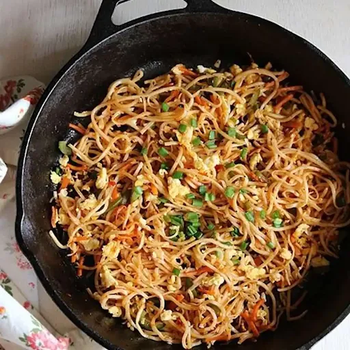 Egg Schezwan Noodles