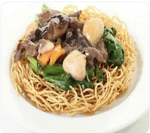 Cantonese Pan Fried Noodles Veg