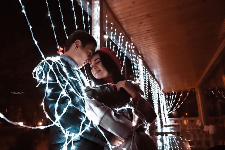 Fotógrafo de casamento Erlan Kuralbaev (kuralbayev). Foto de 12 de dezembro 2018