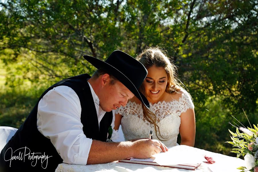 Fotógrafo de casamento Jewells Bee (jewells). Foto de 11 de fevereiro 2019