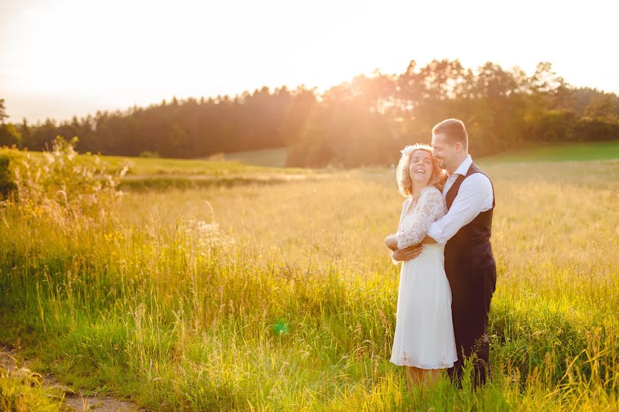 Fotografo di matrimoni Anna Aysvert (annaeiswert). Foto del 4 giugno 2014