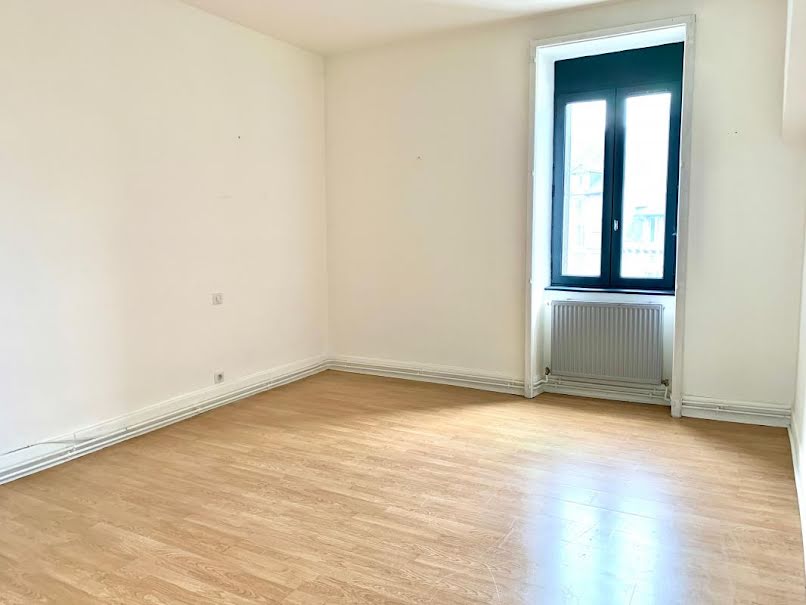 Location  appartement 3 pièces 70 m² à Rodez (12000), 620 €