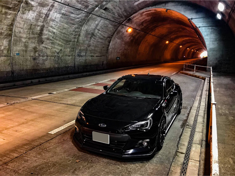 BRZのトンネル撮影に関するカスタム事例の投稿画像1枚目